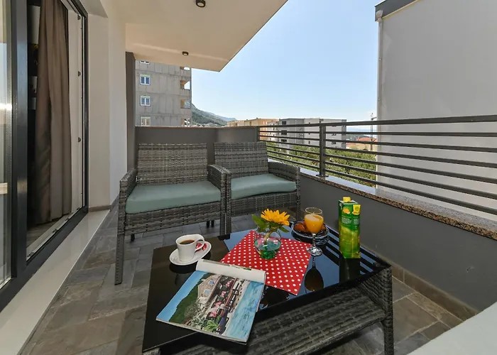 Ivan * Μακάρσκα