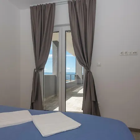 Ivan * Makarska