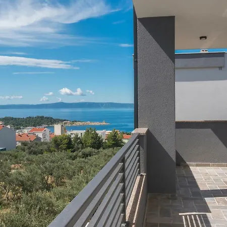 Apartment Ivan Makarska