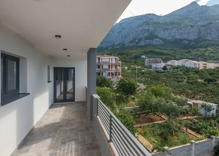 Ivan Appartamento Makarska